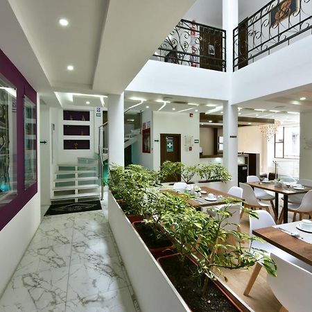 Hotel Gran Mariscal Quito Exterior photo
