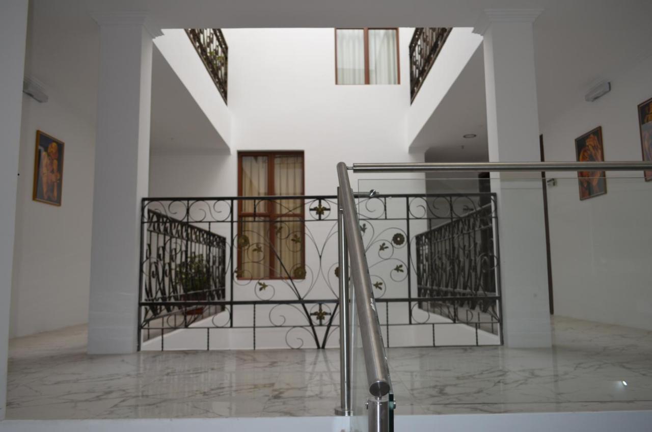 Hotel Gran Mariscal Quito Exterior photo