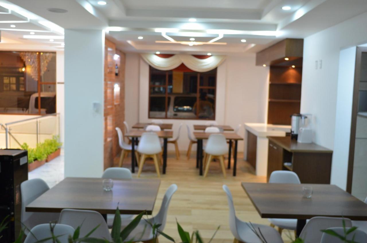 Hotel Gran Mariscal Quito Exterior photo