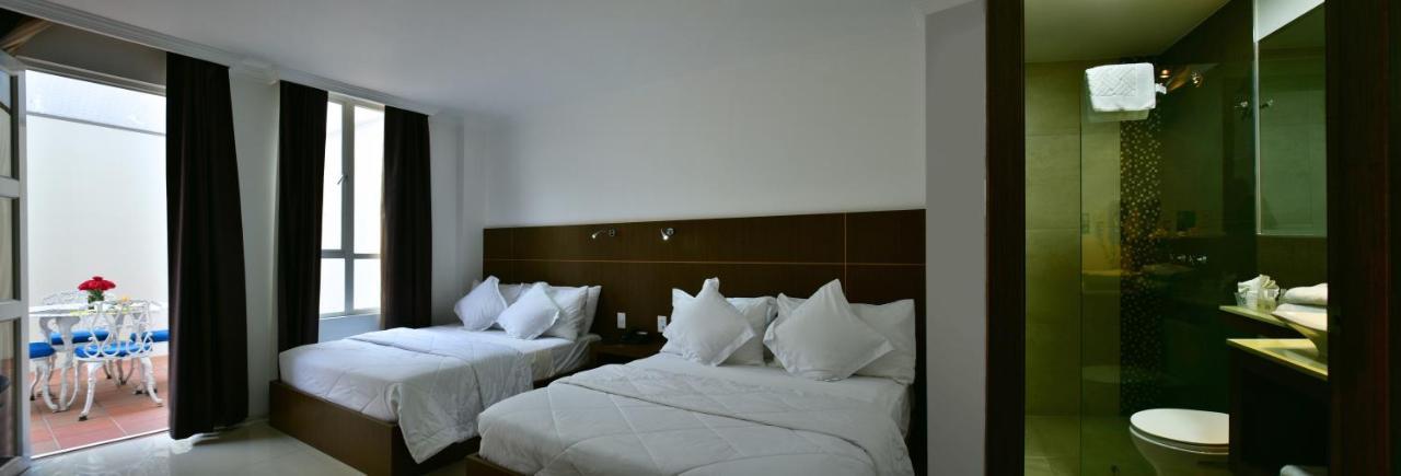 Hotel Gran Mariscal Quito Exterior photo